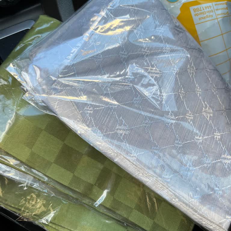 Nilbutik Gelen Şal, Siparişimde Seçtiğim Renkten Farklıydı