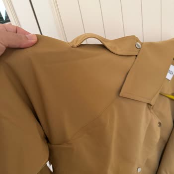 Görsellerle Uyuşmayan Trençkot Ve İade Sorunu