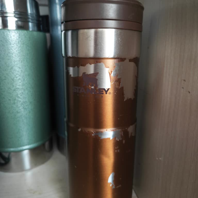 Stanley Termosun Dış Yüzeyinde Soyulma Ve Garanti Sorunu