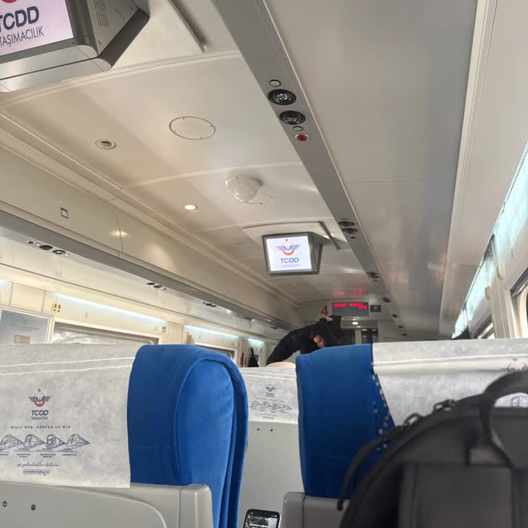 YHT Eskişehir-Söğütlüçeşme Hattında Sürekli Sinyal Kontrolü Nedeniyle Gecikmeler