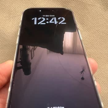 Dayanıklı Olduğu İddia Edilen Ekran Koruyucu Kısa Sürede Kırıldı, Beklentimi Karşılamadı