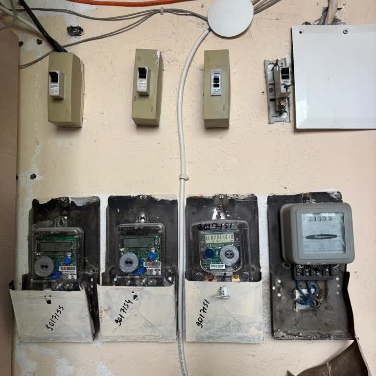 Bedaş'ın Sayaç Bağlantı Hatasıyla 4 Gündür Elektriksiz Kaldım, Mağduriyetim Artıyor