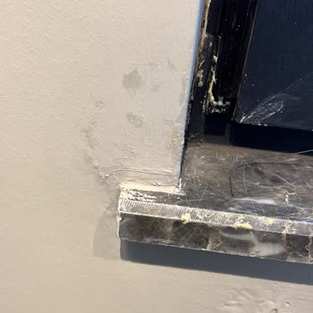 Pimapen Pencerede Sürekli Su Sızdırma Ve Çözüm Alamama Sorunu