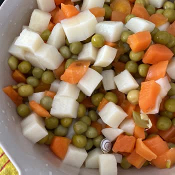 Penguen Garnitürden Salyangoz Kabuğu Çıktı, Markadan Yanıt Yok