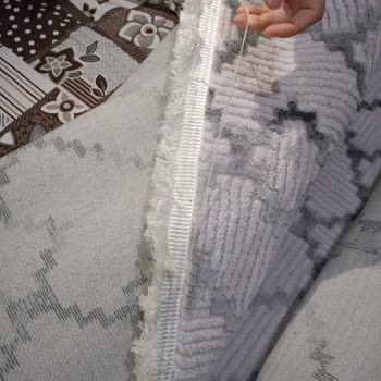 Aras Halı Yıkama'dan Aldığım Hizmette Lekeler Ve Hasar Giderilmedi, Para İadem Sağlanmadı