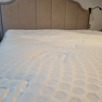 Ortopedik Yatakta Çökme Ve Garanti Kapsamında Hizmet Eksikliği