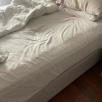 Ortopedik Yatakta Çökme Ve Garanti Kapsamında Hizmet Eksikliği