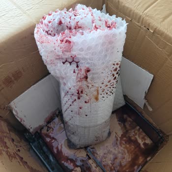 Kırık Gelen Ürünler Ve İletişimsizlik Mağduriyet Yaşattı