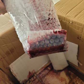 Kırık Gelen Ürünler Ve İletişimsizlik Mağduriyet Yaşattı