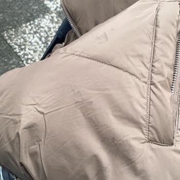 Parfüm Sıktığım Montta Simsiyah İz Oluştu Değişim Talep Ediyorum