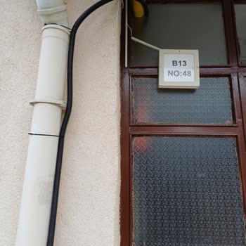 Türk Telekom Fiber Altyapı Çalışmasında Uygunsuz Kablo Çekimi Ve Çevreye Zarar