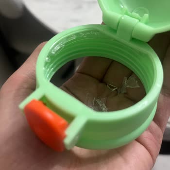 Yeni Alınan Suluk Kapağının Kısa Sürede Kırılması Ve Müşteri Hizmetlerinden Destek Alınamaması