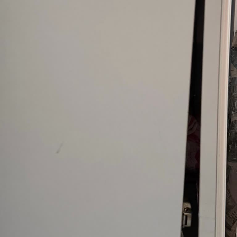 Çilek Bayraklı Şubesinden Alınan Çocuk Dolabında Kısa Sürede Kapaklarda Deformasyon Ve Hayal Kırıklığı