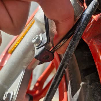 Yeni Aldığım Motosikletin ABS Arızası Ölüm Tehlikesi Yaşattı, Servis Çözüm Sunmuyor