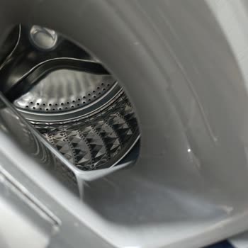 Çamaşır Makinesi Kapağı Garanti Sonrası Kendiliğinden Çatladı, Ücretsiz Onarım Talebi