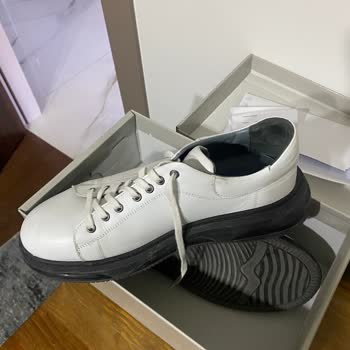 Kısa Sürede Yırtılan Ayakkabı İçin Çözüm Bekliyorum