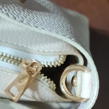 Kısa Sürede Hasar Gören Çanta İçin Yetersiz İnceleme Ve Bilgilendirme