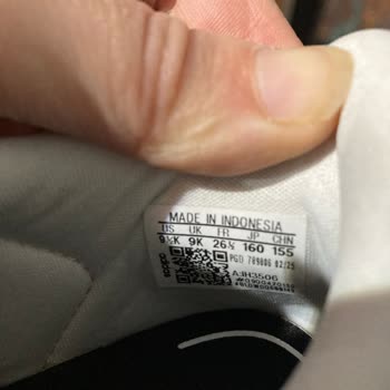 Aldığım Spor Ayakkabının Orijinalliğinden Şüpheliyim