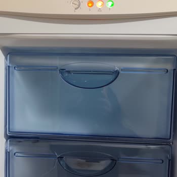 Derin Dondurucu İlk Arızada Yüksek Maliyetli Tamir Gerektiriyor, Mağdur Oldum