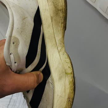 Adidas Ayakkabıda Kronik Sorun Ve Değişim Talebinin Reddedilmesi