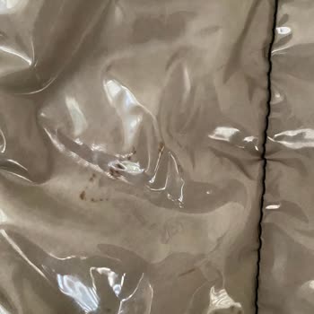 Çantada Oluşan Lekeler Ve Yetersiz Müşteri Desteği