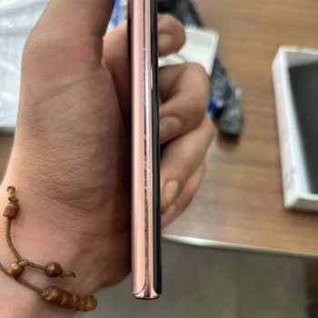 Kozmetiği Mükemmel Olarak Satılan Telefon Arızalı Çıktı, İade Talebim Reddedildi