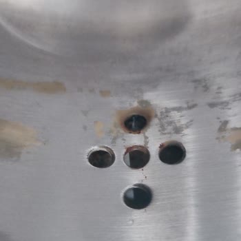 Karaca Züccaciye Çaydanlıkta Yaşanan Paslanma