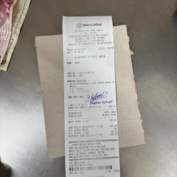 Aldığım Ekmekte Böcek Çıkması Ve Hijyen Sorunu