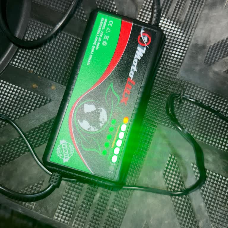 Aldığım Motosikletin Şarj Aleti Bir Haftada Bozuldu Servis Yardımcı Olmadı