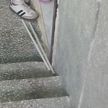 Kablo Net Kurulumunda Düzensizlik Ve Sorumsuzluk: Temizlik Ve Onarım Talebi