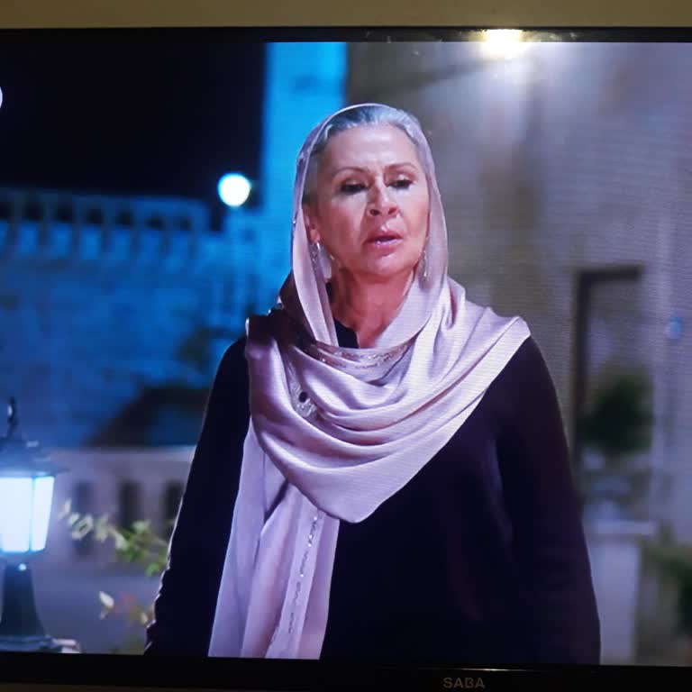 Sadakat Hanım Karakteri Dizinin Keyfini Kaçırıyor