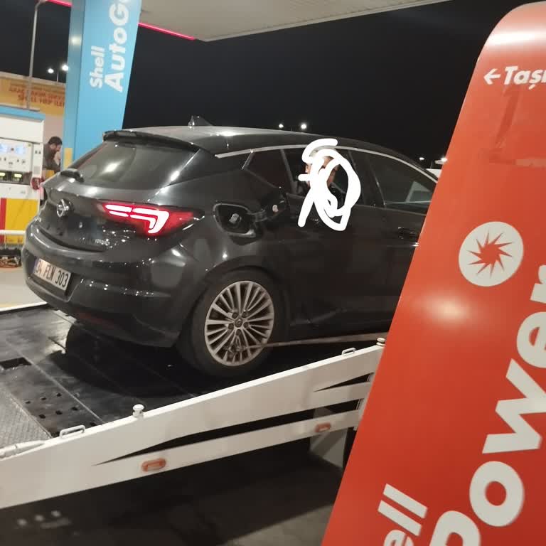 Axa Sigorta'nın Çekici Hizmeti Gecikmesi Nedeniyle Mağduriyet Yaşadım