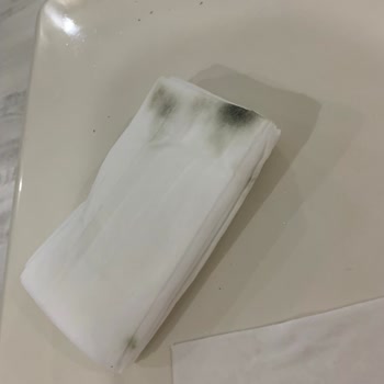 Aldığım Islak Mendil Paketinden Kirli Ürünler Çıktı, Mağduriyet Yaşadım