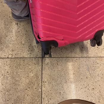 Ajet Uçuşunda Valizimin Kırılması Ve Mağduriyetimin Giderilmemesi