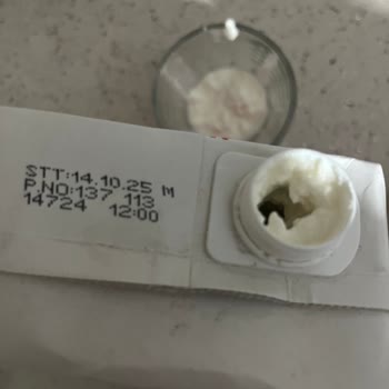 Son Kullanma Tarihi Geçmemiş Sütün Bozuk Çıkması Nedeniyle Mağduriyet Ve İade Talebi