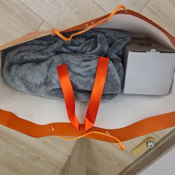 Hediye Paketi Ücreti Karşılığında Beklentiyi Karşılamayan Sunum