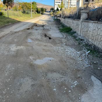 ASKİ Çalışması Sonrası Bozulan Yolun Uzun Süredir Onarılmaması Ve Mağduriyet