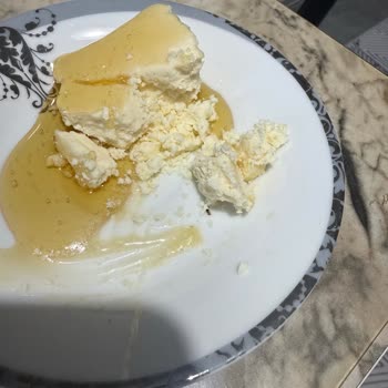 @ugurbey_peynircilik Ürünler Rastgele Bir Kutuya Atılmış, Hiçbir Önlem Alınmadan Gönderilmiş!