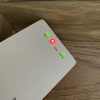 Sürekli Kesilen İnternet Yüzünden Mağduriyet Yaşıyorum