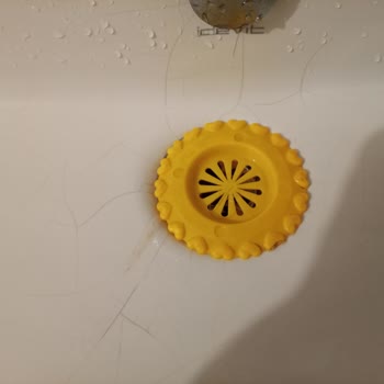 İdevit Lavaboda Yıllar İçinde Artan Çatlaklar Mağduriyet Yaşatıyor