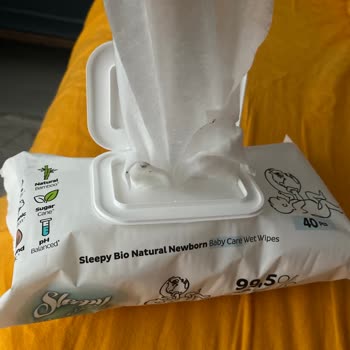 Bebek Islak Mendillerinde Küf Şoku: Güvenli Ürün Talebi