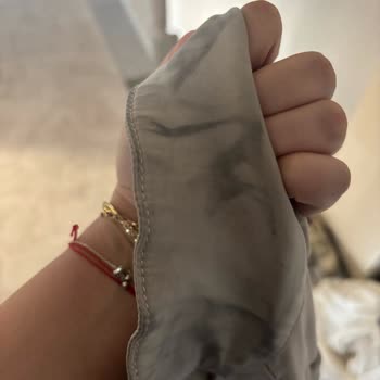 Yüksek Fiyatlı Kotlar Boya Akıttı, Mağaza İlgisiz Kaldı