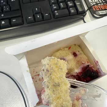 Küflü Pasta Teslimatı Sonrası Ücret İadesi Talebim Karşılanmadı