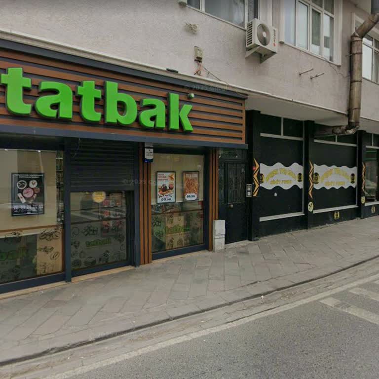 Bebek Arabasıyla Kaldırımda Geçiş Engellendi, Personel Saygısız Davrandı