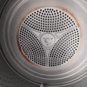 Garanti Kapsamında Kurutma Makinesi Kazanında Paslanma Ve Servis Ücret Talebi