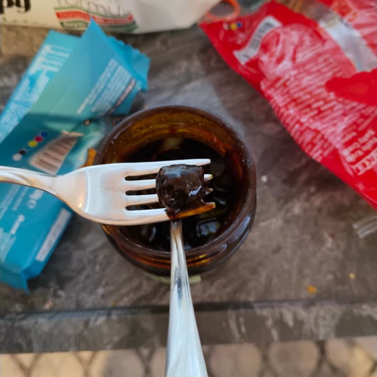 Tarihi Yakın Ve Tortulu Ürün İçin İade Talebim Cevapsız Kaldı