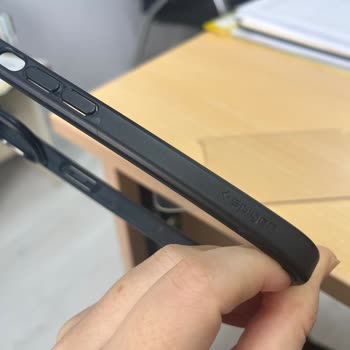 Spigen İphone 13 Kılıfında 1 Yıl Dolmadan Deformasyon Ve Değişim Talebi