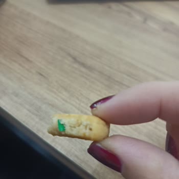 Bisküvi Paketinden Yabancı Cisim Çıktı: Açıklama Bekliyorum