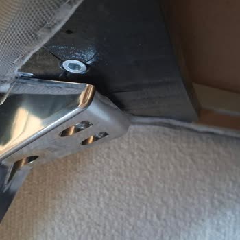 Garanti Kapsamındaki Kırık Baza İçin Ücret Talep Edilmesi