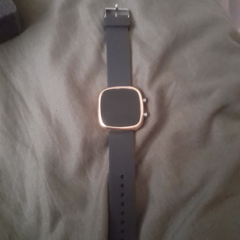 Sipariş Edilen Akıllı Saat Yerine Sahte Ve Kullanılmış Ürün Gönderildi